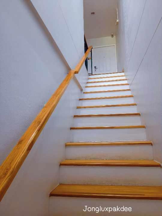 Jong Lux Pak Dee Bed & Breakfast Uttaradit Ngoại thất bức ảnh